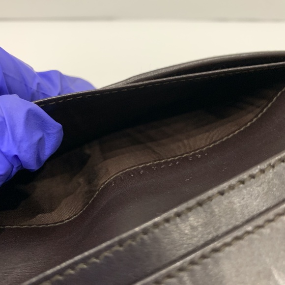 Gucci Brown Bifold Long Wallet Sku#85426 (Gently used, scratches) - Picture 10 of 14